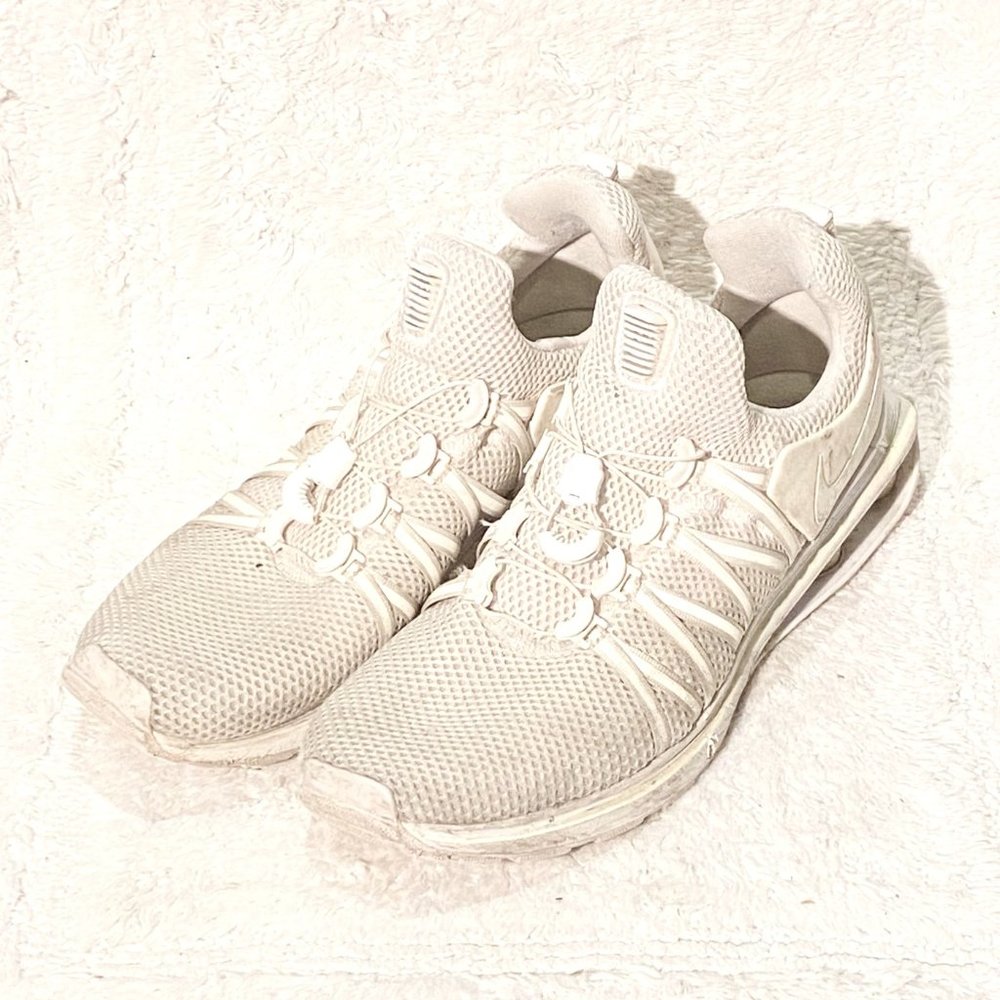 Nike Shox Gravity Triple White